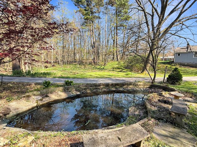 6750 W RIDGE Road, Fairview, PA 16415