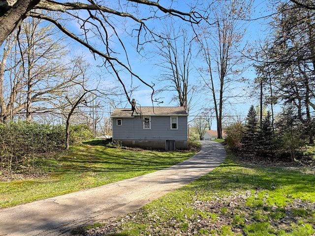 6750 W RIDGE Road, Fairview, PA 16415