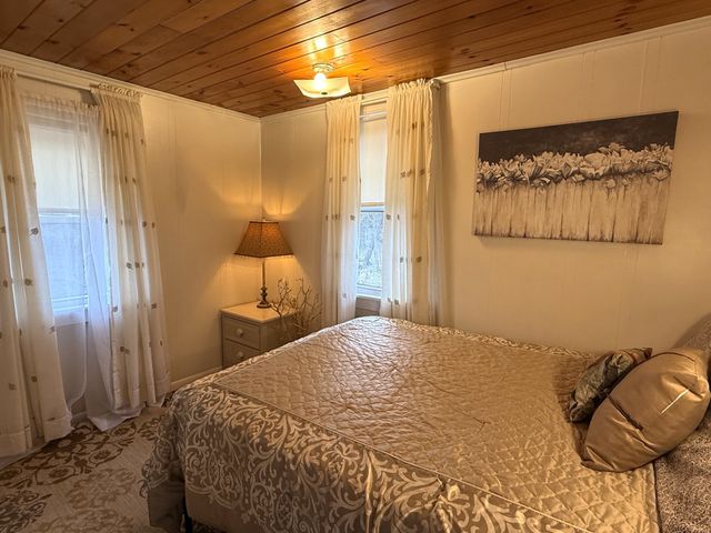 6750 W RIDGE Road, Fairview, PA 16415