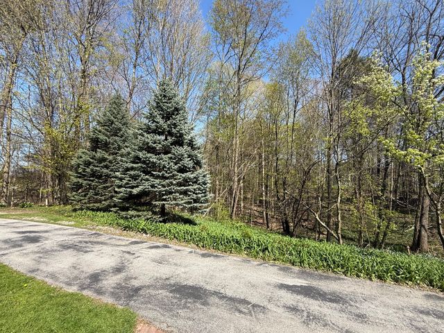 6750 W RIDGE Road, Fairview, PA 16415