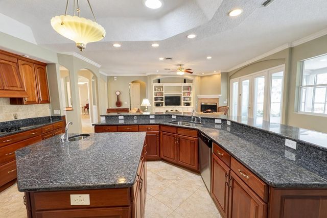 39545 HARBOR HILLS BOULEVARD, Lady Lake, FL 32159