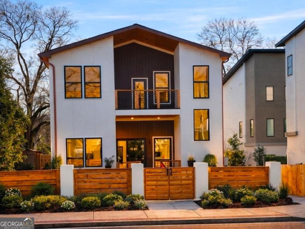 1927 Memorial Drive SE, Atlanta, GA 30317
