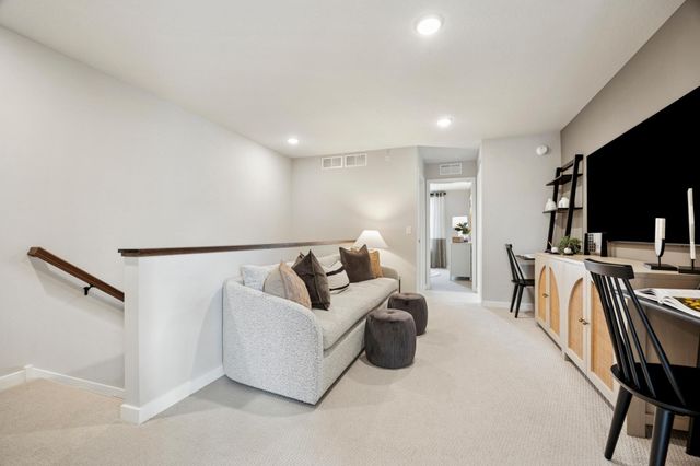 17967 Genoa Drive, Lakeville, MN 55044