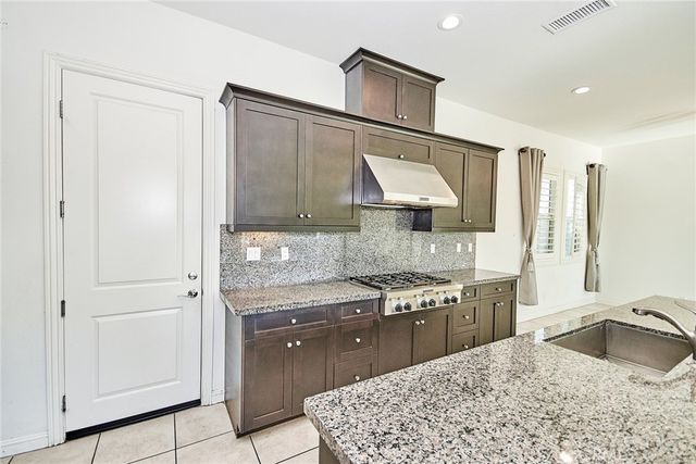 115 Mesa Verde Lane, Lake Forest, CA 92630