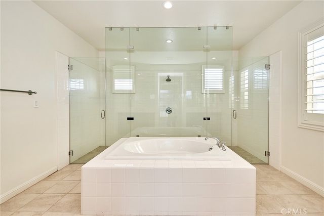 115 Mesa Verde Lane, Lake Forest, CA 92630