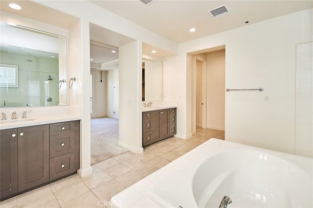 115 Mesa Verde Lane, Lake Forest, CA 92630