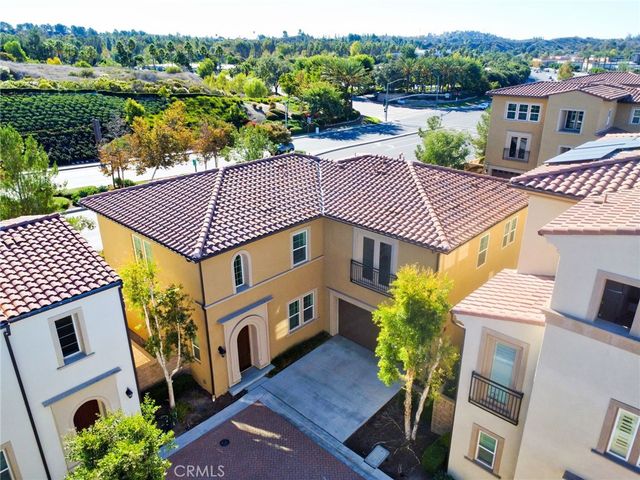 115 Mesa Verde Lane, Lake Forest, CA 92630