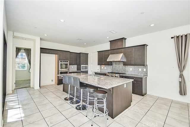 115 Mesa Verde Lane, Lake Forest, CA 92630