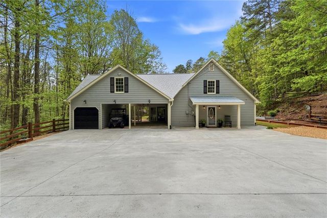 45 Wolf Ridge Trail NE, White, GA 30184