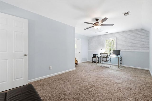 45 Wolf Ridge Trail NE, White, GA 30184