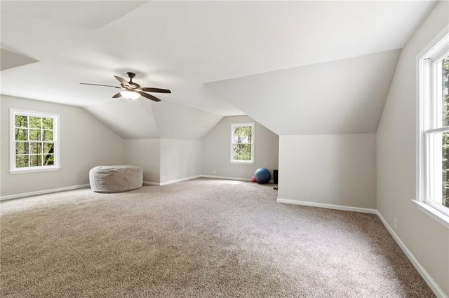 45 Wolf Ridge Trail NE, White, GA 30184