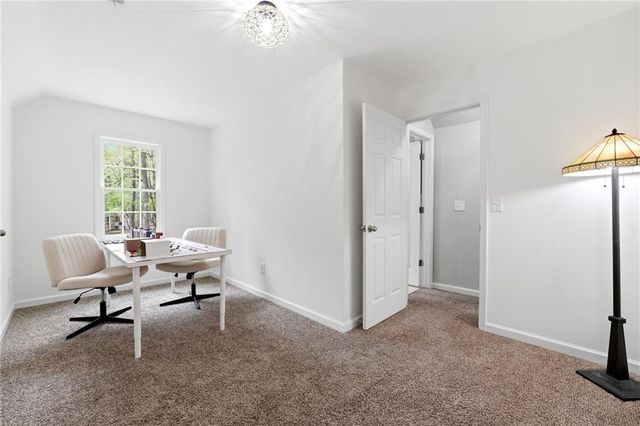 45 Wolf Ridge Trail NE, White, GA 30184