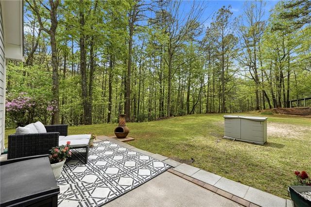 45 Wolf Ridge Trail NE, White, GA 30184