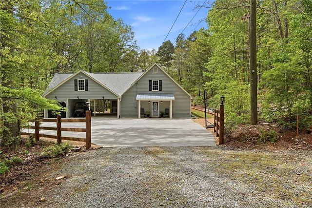 45 Wolf Ridge Trail NE, White, GA 30184