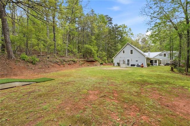 45 Wolf Ridge Trail NE, White, GA 30184