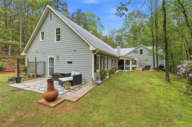 45 Wolf Ridge Trail NE, White, GA 30184