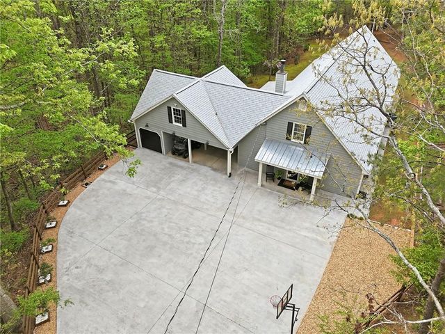 45 Wolf Ridge Trail NE, White, GA 30184