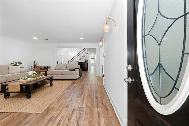 45 Wolf Ridge Trail NE, White, GA 30184