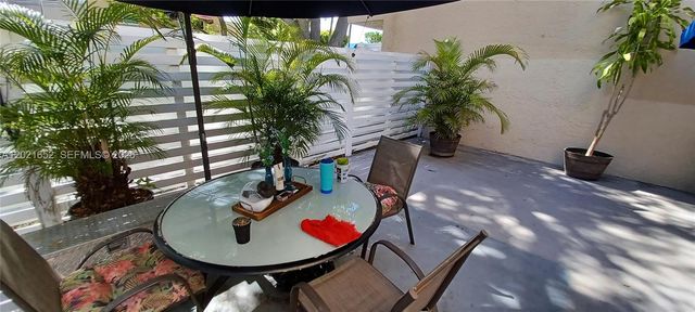 14326 SW 96th Lane, Miami, FL 33186