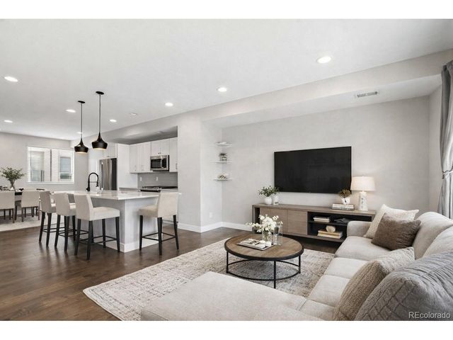 1935 Eaton St, Lakewood, CO 80214