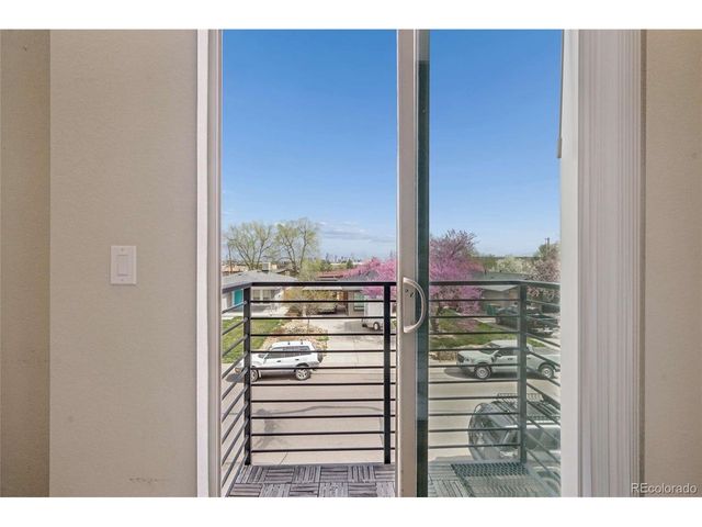 1935 Eaton St, Lakewood, CO 80214