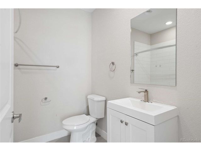 1935 Eaton St, Lakewood, CO 80214