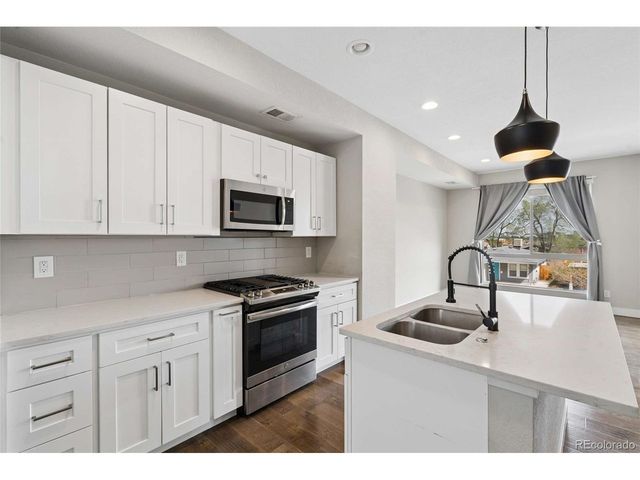 1935 Eaton St, Lakewood, CO 80214