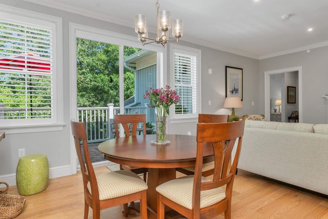 24 Willey Creek Rd Unit 403, Exeter, NH 03833