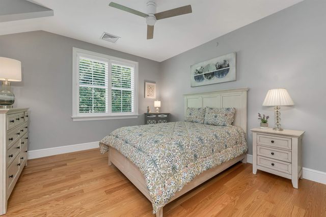24 Willey Creek Rd Unit 403, Exeter, NH 03833
