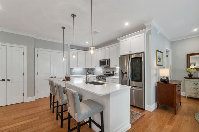 24 Willey Creek Rd Unit 403, Exeter, NH 03833