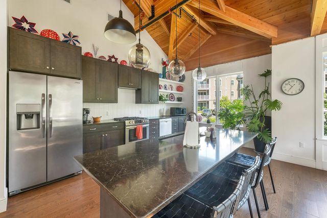 24 Willey Creek Rd Unit 403, Exeter, NH 03833