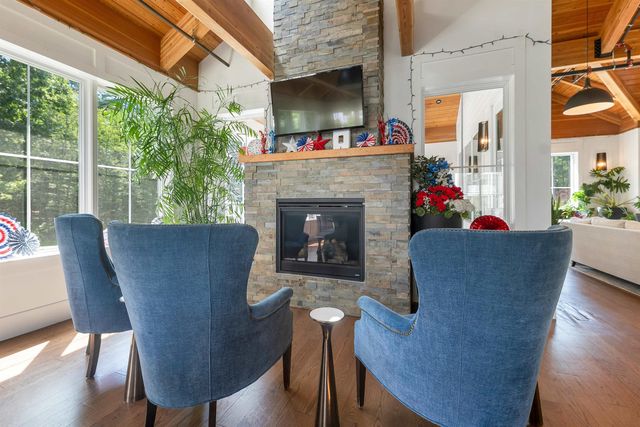 24 Willey Creek Rd Unit 403, Exeter, NH 03833