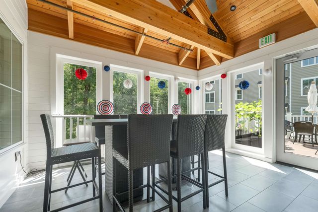 24 Willey Creek Rd Unit 403, Exeter, NH 03833