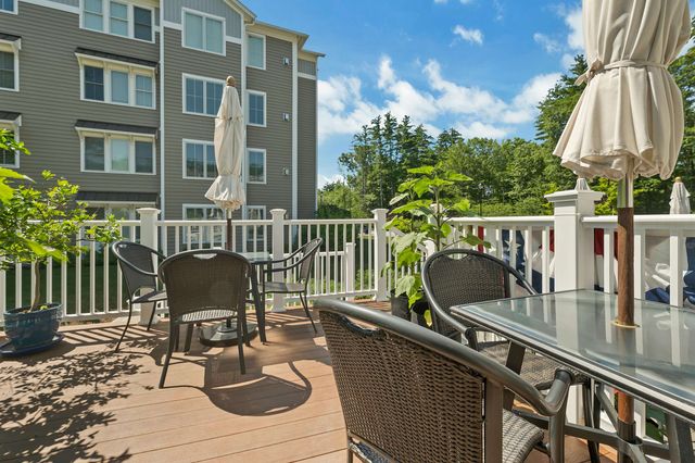 24 Willey Creek Rd Unit 403, Exeter, NH 03833