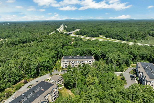 24 Willey Creek Rd Unit 403, Exeter, NH 03833
