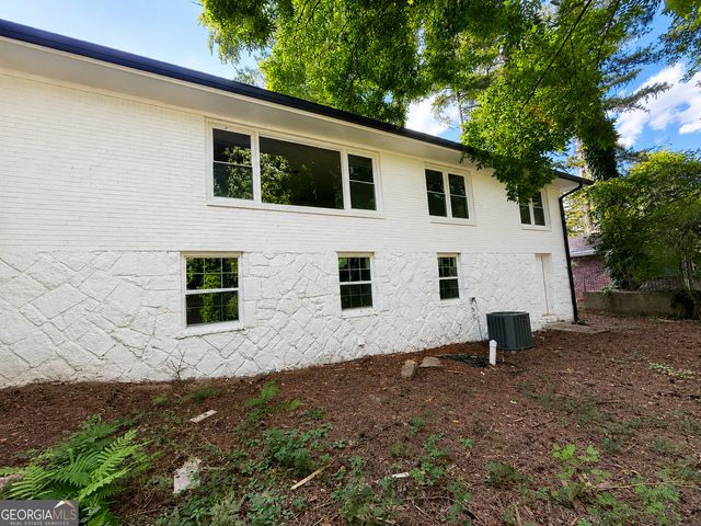 3994 E Hilda Circle, Decatur, GA 30035