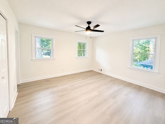 3994 E Hilda Circle, Decatur, GA 30035