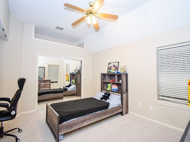 5741 Oso Pkwy, Corpus Christi, TX 78414