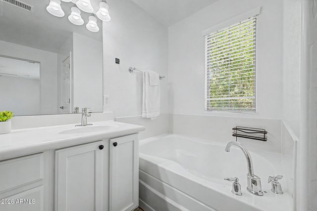 2209 W KATHLEEN Road, Phoenix, AZ 85023