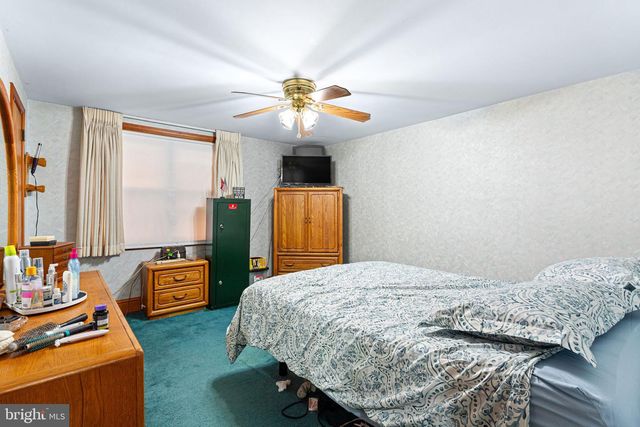 5226 WESTBROOK DR, Clifton Heights, PA 19018