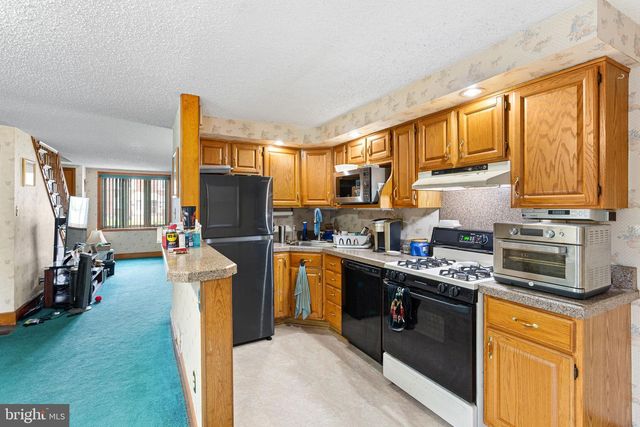 5226 WESTBROOK DR, Clifton Heights, PA 19018