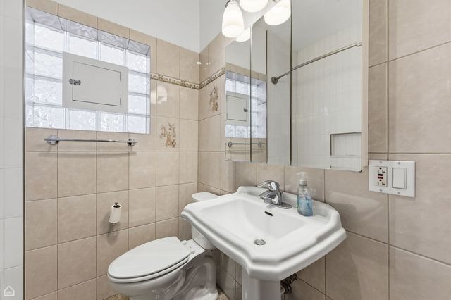 1128 Marengo Avenue, Forest Park, IL 60130