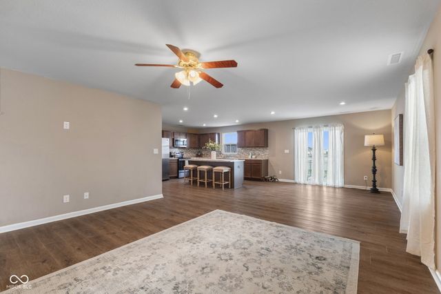 1838 Cascades Drive, Greenfield, IN 46140