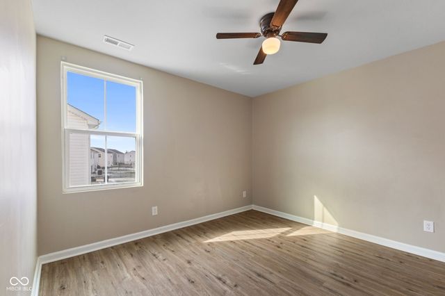 1838 Cascades Drive, Greenfield, IN 46140