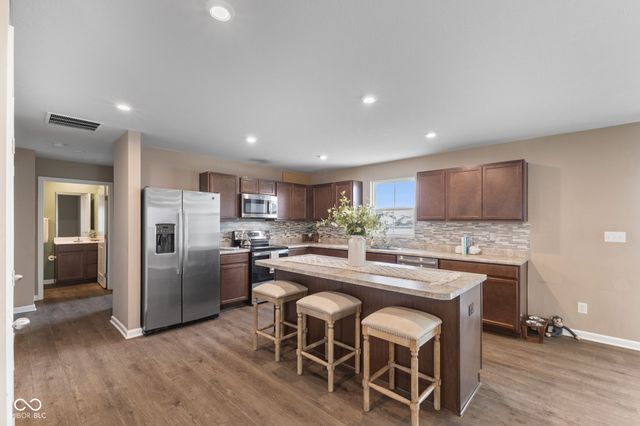 1838 Cascades Drive, Greenfield, IN 46140