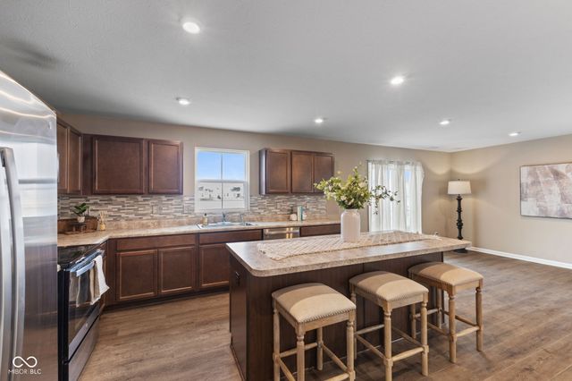 1838 Cascades Drive, Greenfield, IN 46140