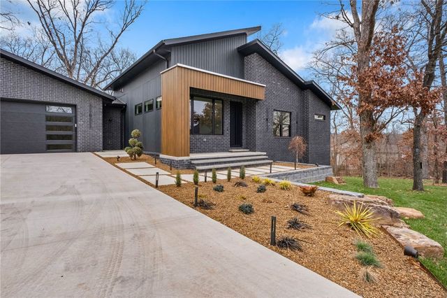 5 Ayton Lane, Bella Vista, AR 72714