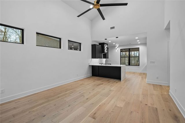 5 Ayton Lane, Bella Vista, AR 72714