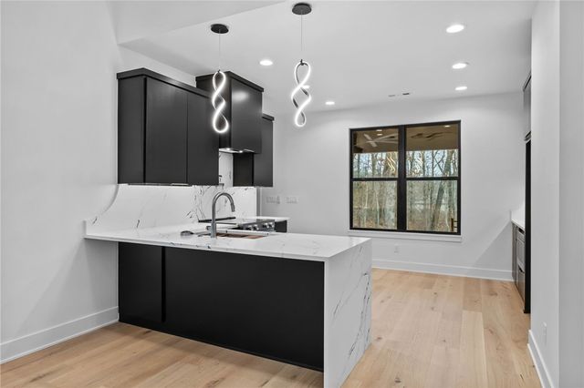 5 Ayton Lane, Bella Vista, AR 72714