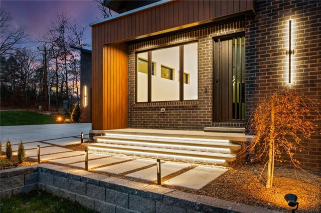 5 Ayton Lane, Bella Vista, AR 72714